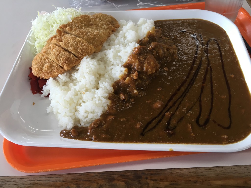 国会図書館で噂の メガ盛りカレー を食す のマテリアル